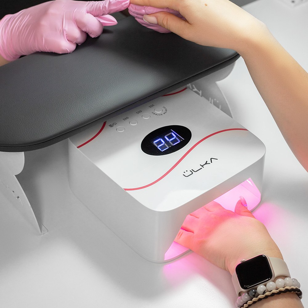 ÜLKA LÜMOS UV/LED Lampe für Maniküre und Pediküre (mit eingebautem Akku)
